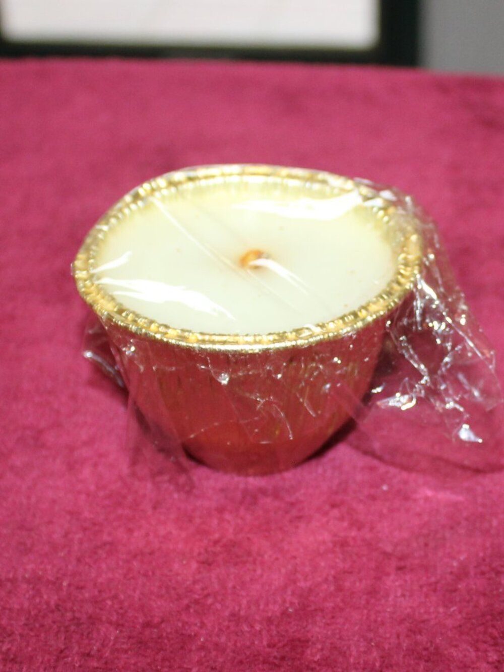 Avon Vintage SONNET Perfumed Candle